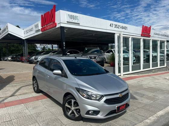 CHEVROLET ONIX 1.4 MPFI LTZ 8V FLEX 4P AUTOMÁTICO CHEVROLET ONIX 1.4 MPFI LTZ 8V FLEX 4P AUTOMÁTICO